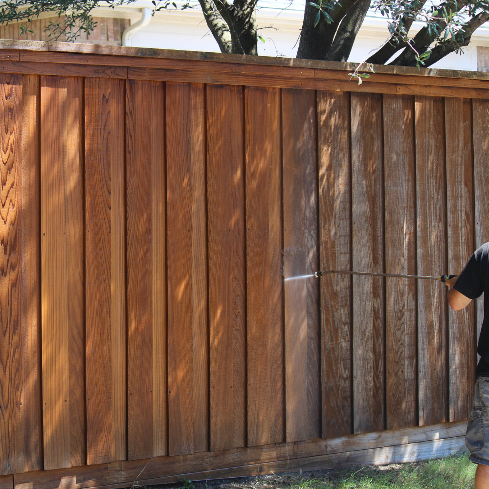 Fence Staining in Nashville, TN